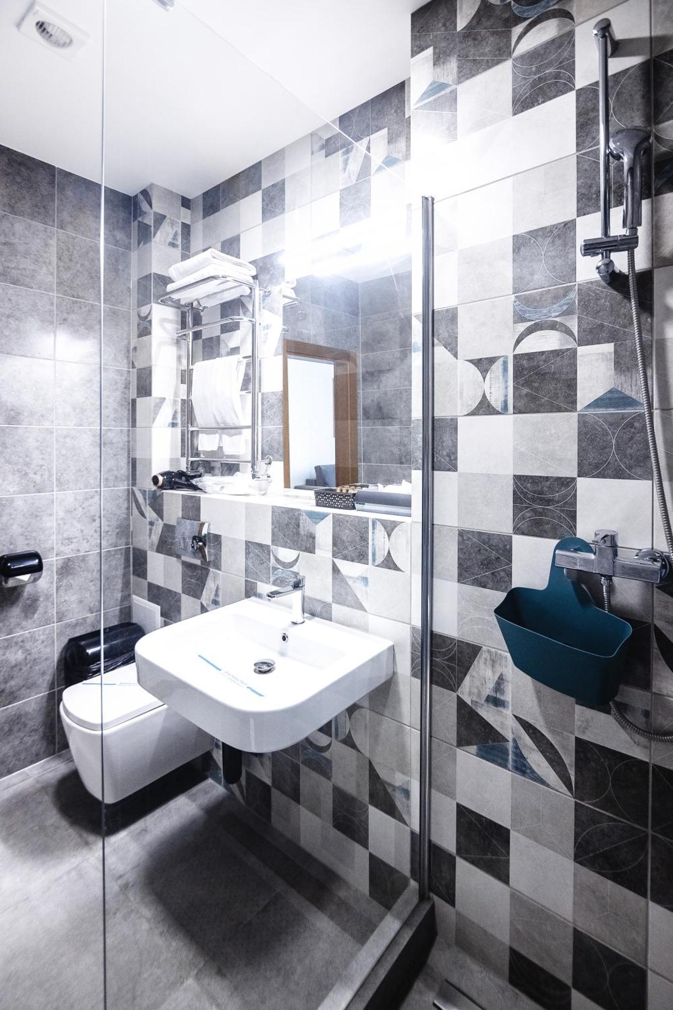 Otto Hotel-Restaurant Ровно Экстерьер фото