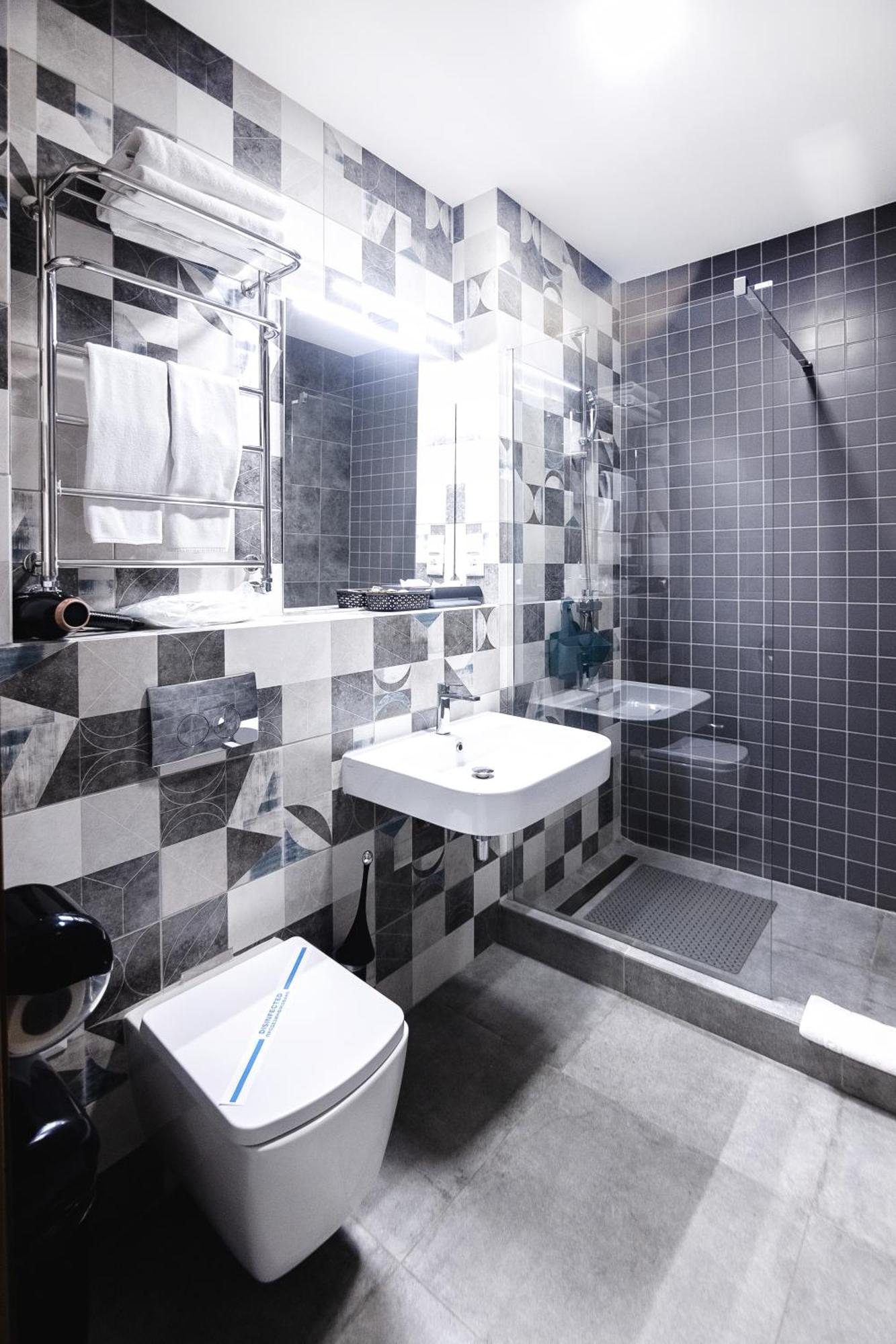 Otto Hotel-Restaurant Ровно Экстерьер фото