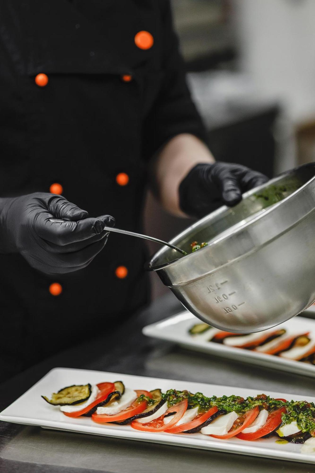 Otto Hotel-Restaurant Ровно Экстерьер фото